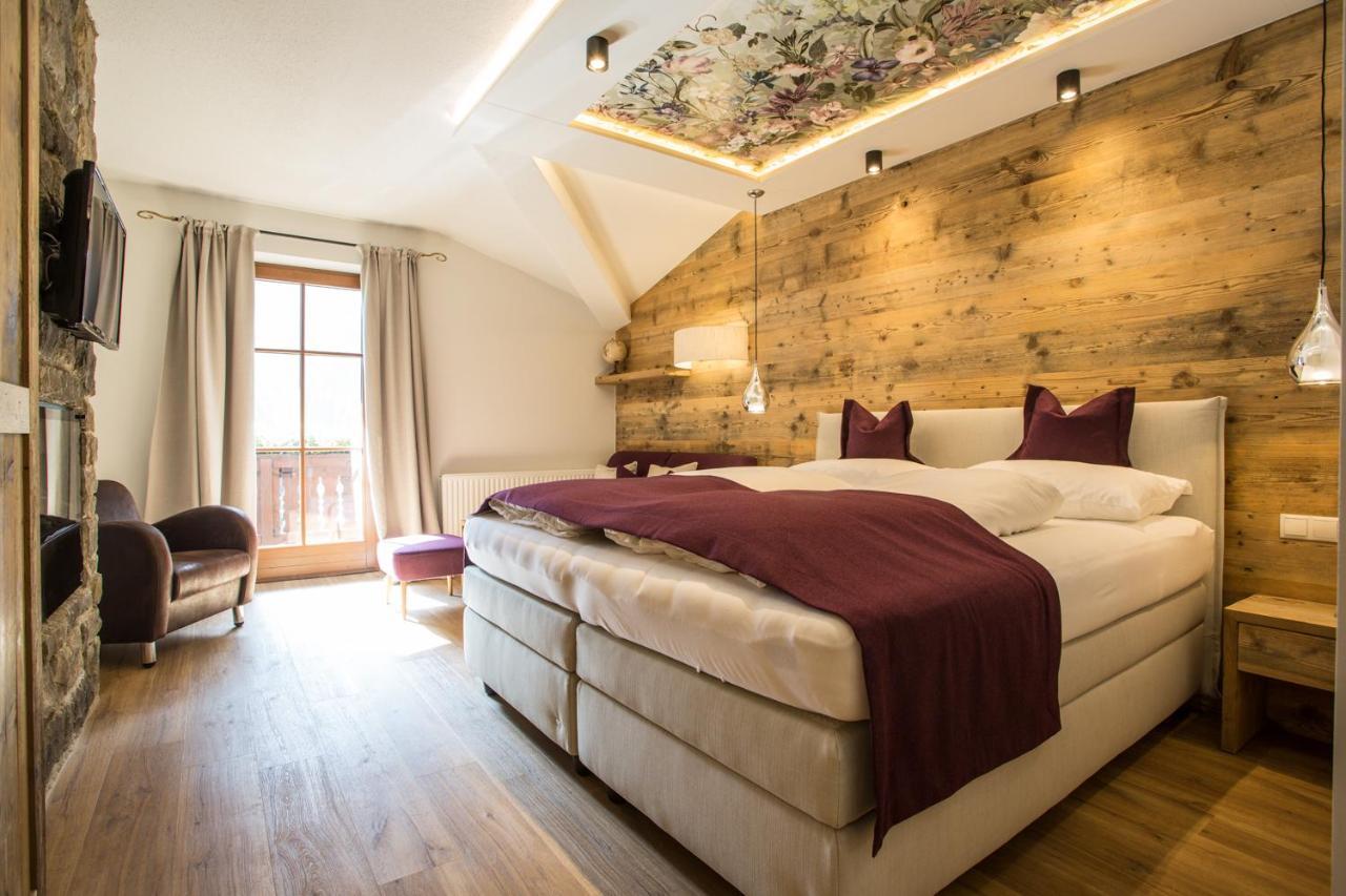 Boutique Hotel Mandarfnerhof Sankt Leonhard im Pitztal Exterior foto