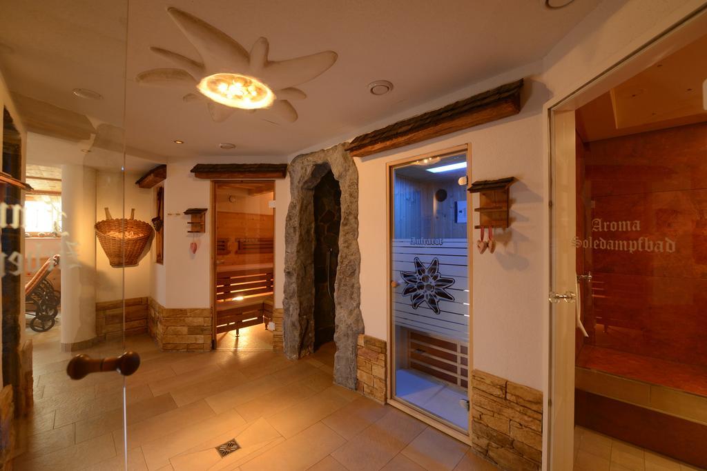 Boutique Hotel Mandarfnerhof Sankt Leonhard im Pitztal Exterior foto